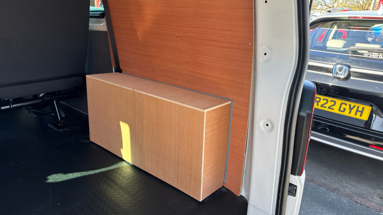 Volkswagen Transporter T32 Swb Diesel 2.0 TDI 110 Highline Kombi Van